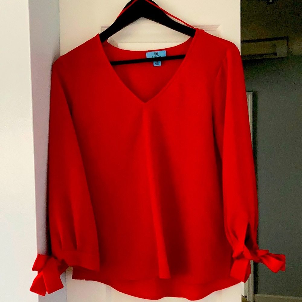 CeCe Blouse with tie sleeve accent